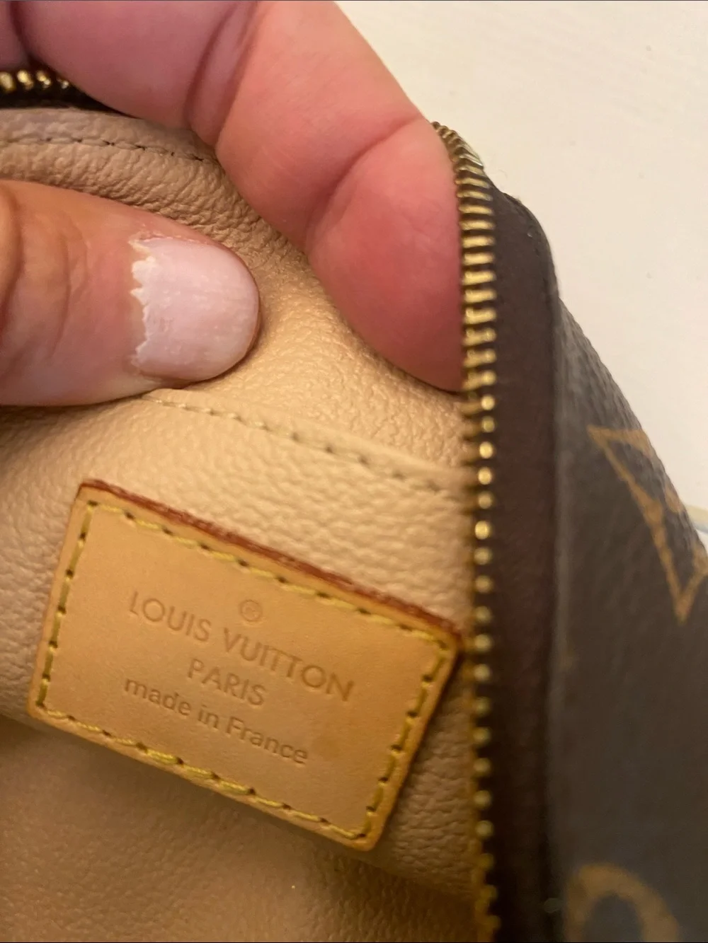 Louis Vuitton Monogram Pattern Cosmetic Case - Brown & Gold Accents